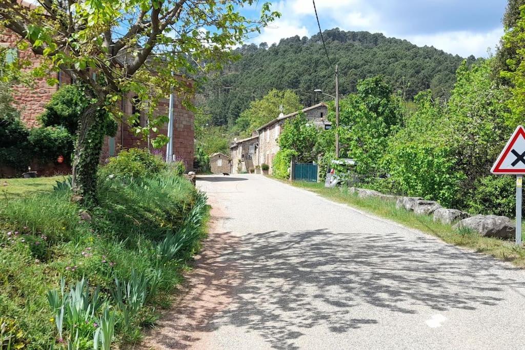 Le Chausse A Bres Chambre D'Hotes 2 Payzac (Ardeche) Exterior foto